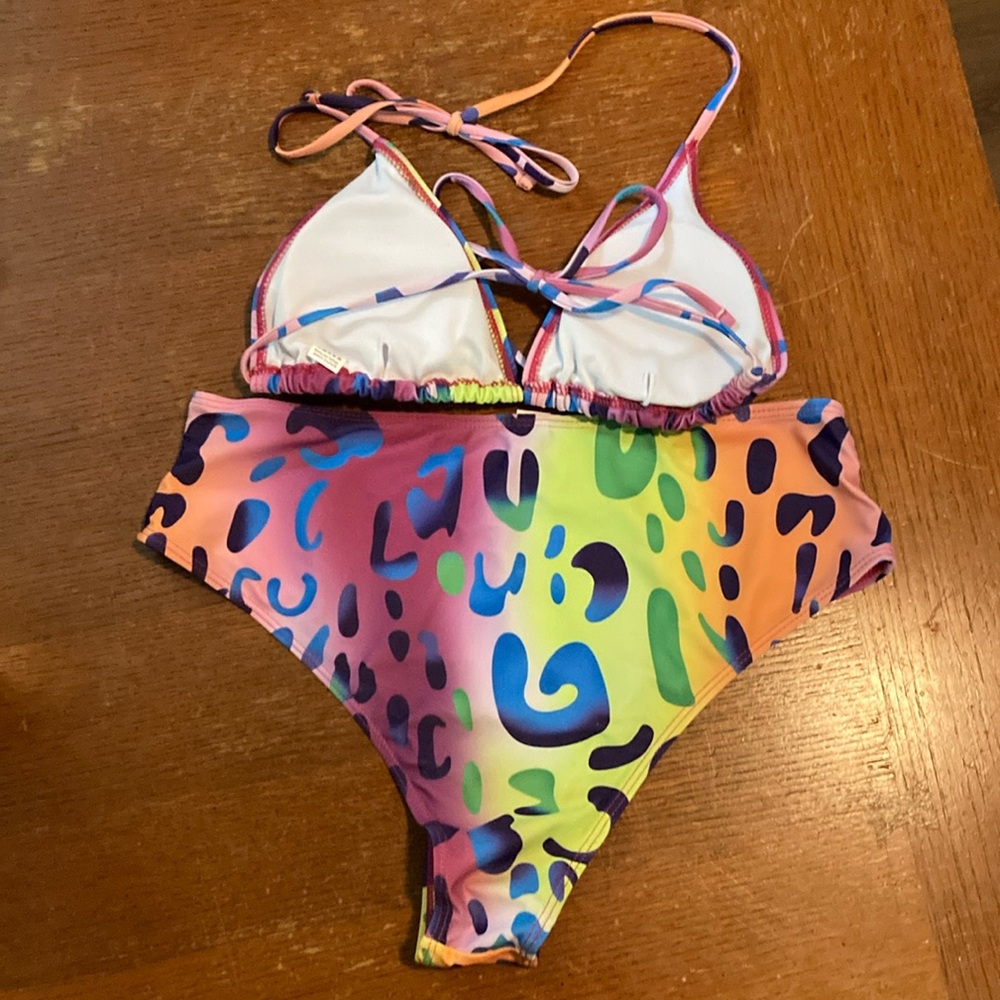 Colorful Leopard Print Bikini Set - Picture 6 of 6
